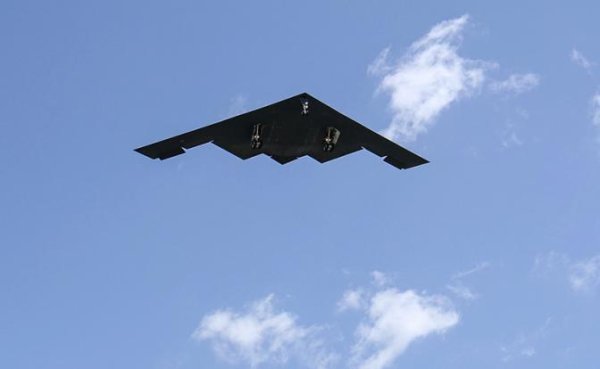 Обмен «любезностями» перед саммитом на Аляске: На каждый B-2 Spirit в России найдется свой «Буревестник» - «Военные действия»