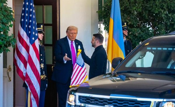 Вашингтонский облом: Зеленский удостоился от Трампа дружеского пинка - «Политика»