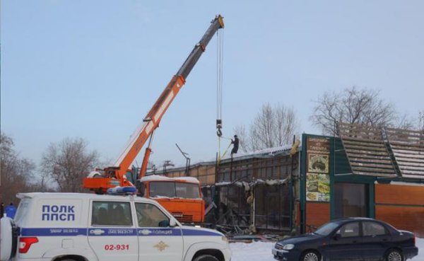 На Урале снесли «криминальное кафе» — но почему 20 лет его терпели? - «Происшествия»