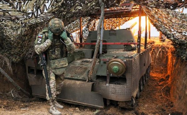 Клещи вокруг Орехова сжимаются, для обороны фортецi Сырский набирает «крепостных» - «Военные действия»