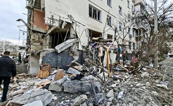 Потрясенный Севастополь: «Хрущевку» на Корчагина разворотило. Что рвануло? БПЛА, бандеровский схрон, ракета? - «Происшествия»