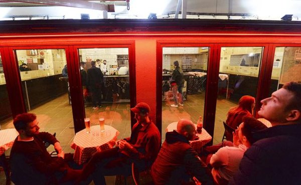 Пан Алкан. Варшава реализует нацпроект «Спивайся, кто может» - «В мире»