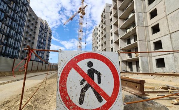 А в глубинке — дефицит новых квартир: Кому охота строить там, если в Москве барыши в разы больше - «Недвижимость»
